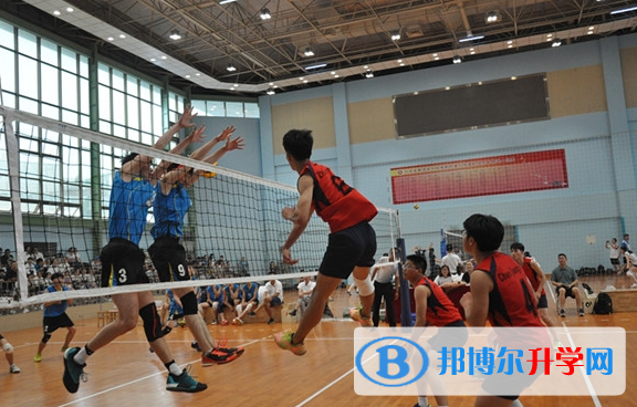 江蘇前黃高級(jí)中學(xué)國(guó)際分校2020年招生辦聯(lián)系電話