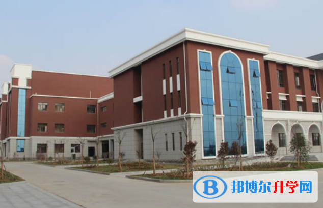 鎮江楓葉國際學校初中部2020年報名條件、招生要求、招生對象