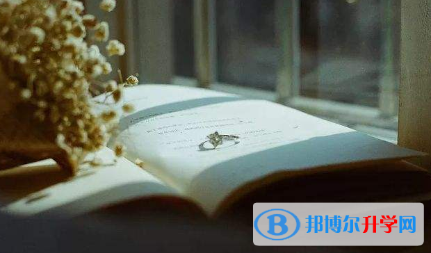 2020年黔西南中考孩子的營養餐