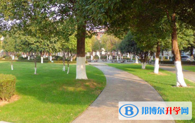 廈門岷廈國際學(xué)校小學(xué)部2020年學(xué)費、收費多少