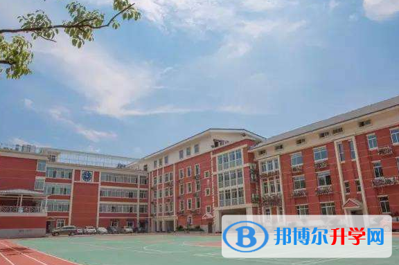 武外英中國(guó)際學(xué)校2020年招生辦聯(lián)系電話