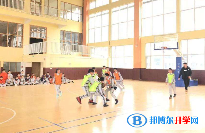 章丘雙語學校國際部網站網址 
