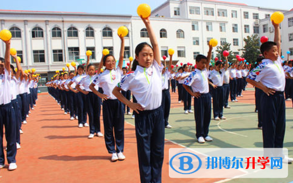 威海環翠國際中學初中部2020年招生簡章