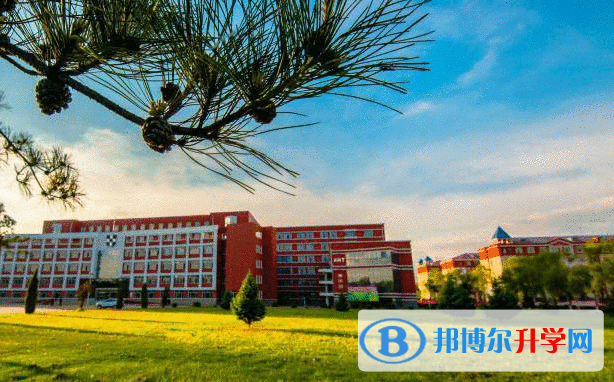 寶睿未來國際小學(xué)網(wǎng)站網(wǎng)址