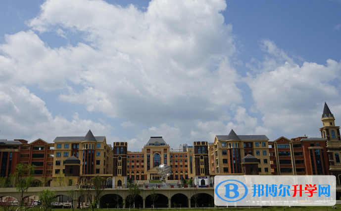 貴陽一中普瑞國際學校初中部網站網址 
