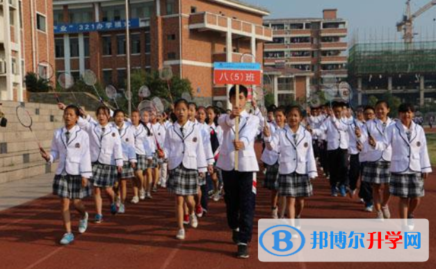 南昌現代外國語學校初中部2020年報名條件、招生要求、招生對象