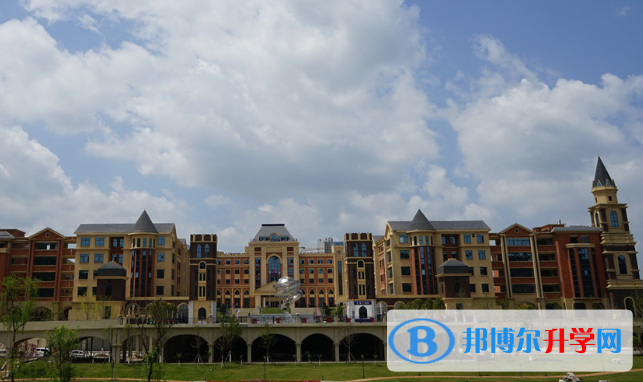 貴陽一中普瑞國際學(xué)校小學(xué)部2020年報名條件、招生要求、招生對象