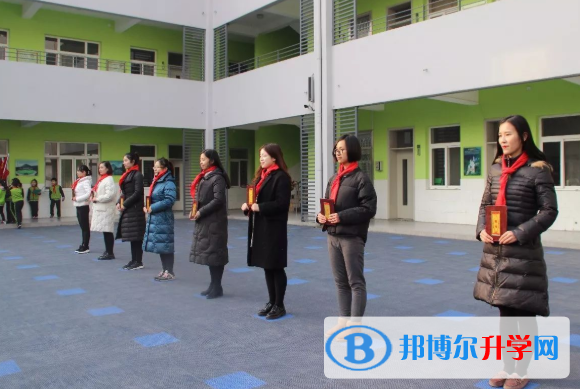 昆明世青國際學(xué)校初中部2020年報(bào)名條件、招生要求、招生對象