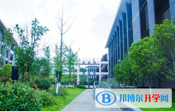 清鎮(zhèn)博雅國際實驗學(xué)校網(wǎng)站網(wǎng)址 