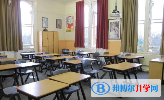 長春盈佳外國語學校初中部網站網址 