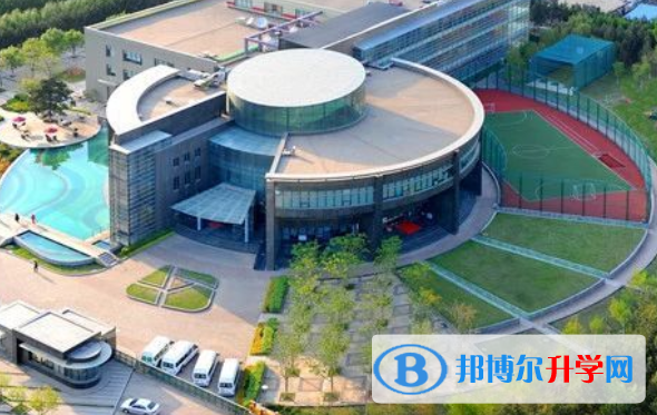 長春美國國際學(xué)校高中部2020年招生簡章