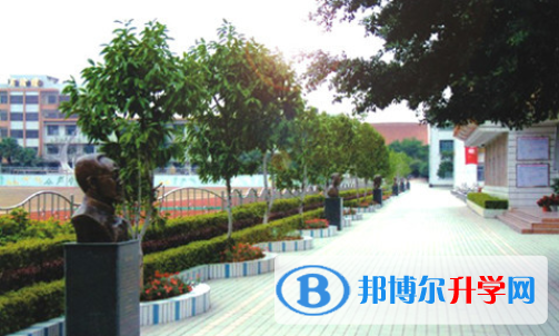 柳州鐵路第一中學(xué)國(guó)際部2020年學(xué)費(fèi)、收費(fèi)多少