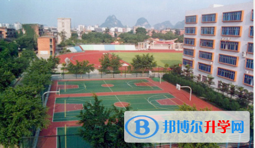 柳州鐵路第一中學國際部怎么樣、好不好