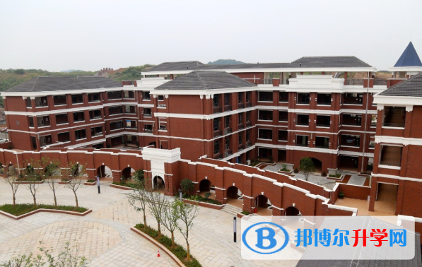 宜昌龍盤湖國際學校2020年招生辦聯系電話