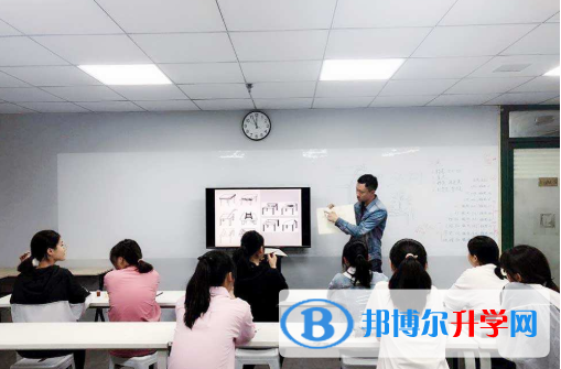 美中美育美國高中上海校區2023年招生簡章