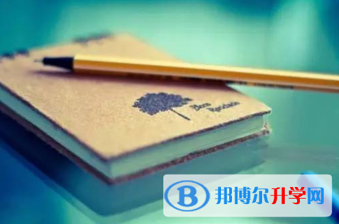 2021年阿壩中考學校排名