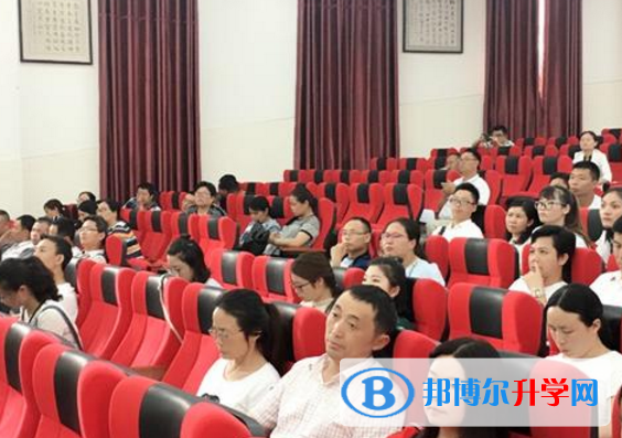 德江玉龍中學(xué)2021年報(bào)名條件、招生要求、招生對(duì)象