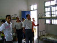 銅仁萬(wàn)山區(qū)民族中學(xué)2025年宿舍條件