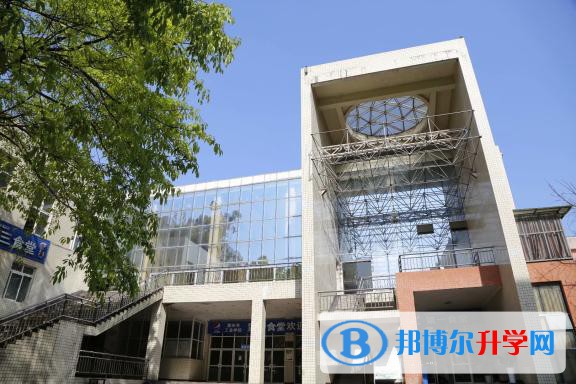 重慶長生橋中學校2021年宿舍條件