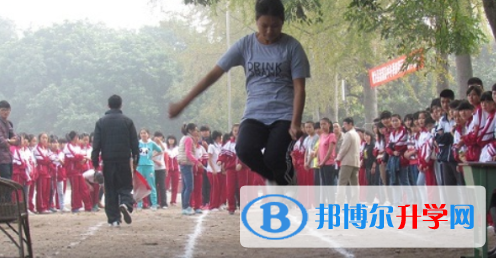 犍為清溪中學2022年學費、收費多少