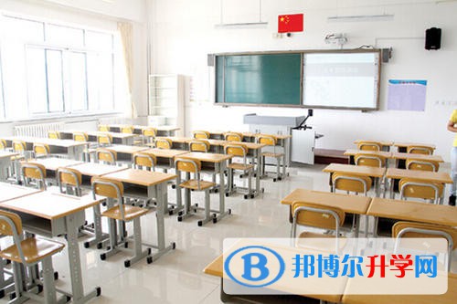 祿勸彝族苗族自治縣第一中學2021年招生辦聯(lián)系電話
