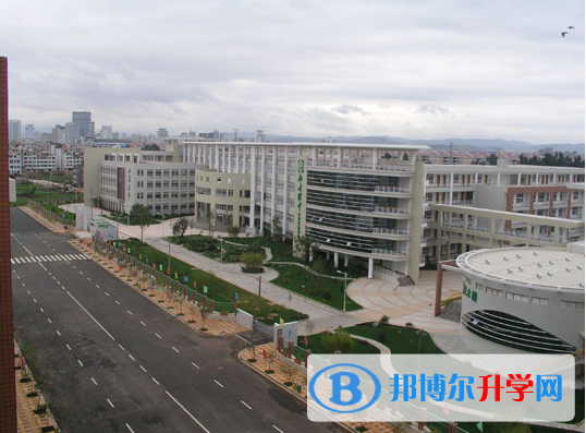 北大附中云南實驗學校2021年招生辦聯系電話