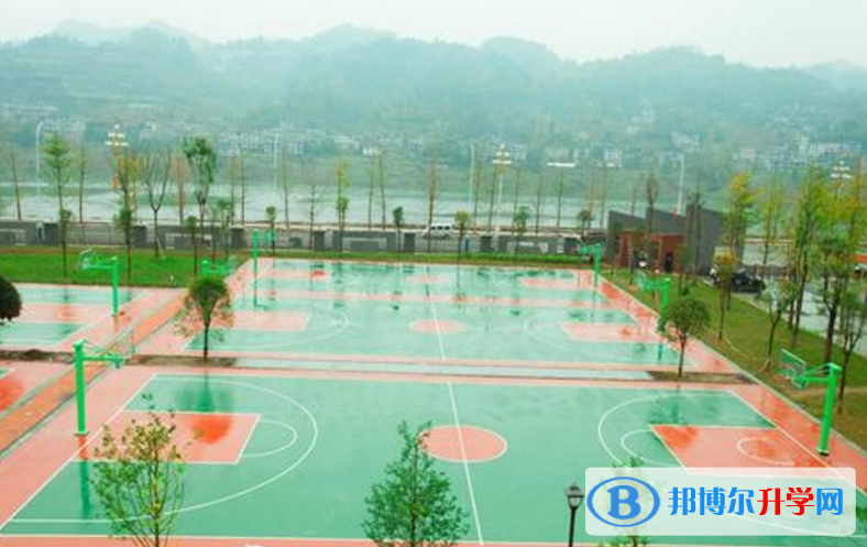 沿河民族中學(xué)2021年報名條件、招生要求、招生對象