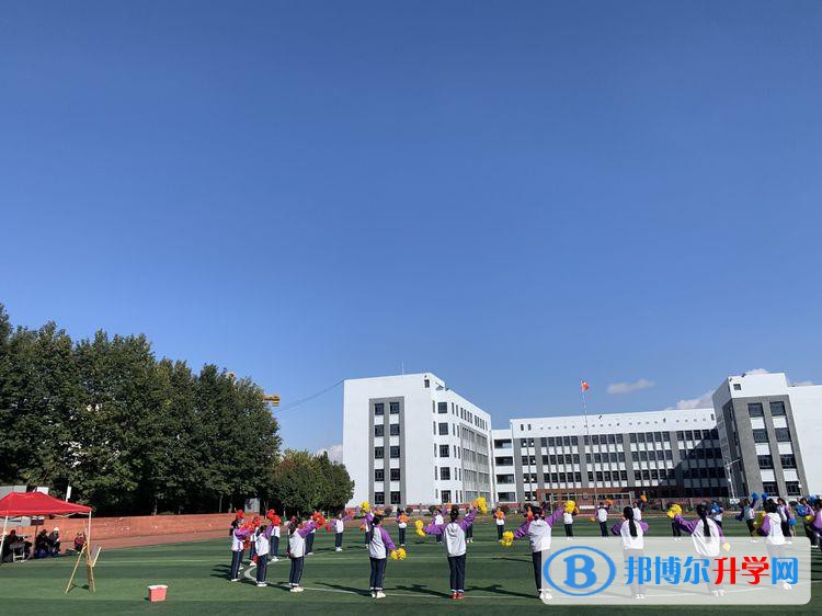 呈貢縣第一中學2021年報名條件、招生要求、招生對象