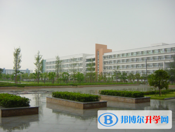 西南交通大學(xué)附屬中學(xué)2022年招生計劃