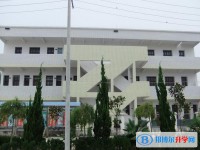 劍閣縣白龍中學(xué)2025年招生簡章