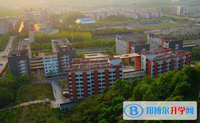 重慶黔江中學校網站網址