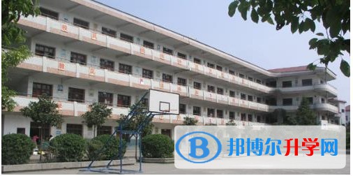 四川省廣漢市第六中學2021年學費、收費多少 