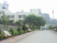 內江翔龍中學地址在哪里