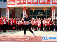 云南省宣威市第五中學(xué)2025年招生辦聯(lián)系電話