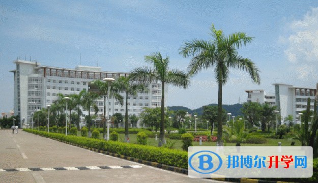 四川省廣漢市第四中學(xué)2021年招生簡章 