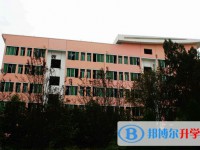廣元市中學2025年宿舍條件