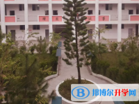 鳳慶縣魯史中學2025年招生簡章
