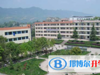 重慶市墊江縣第八中學(xué)2025年學(xué)費(fèi)、收費(fèi)多少