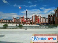 畢節(jié)第一中學(xué)2025年學(xué)費(fèi)、收費(fèi)多少
