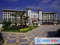 楚雄龍江中學(xué)2025年招生簡(jiǎn)章