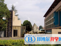 貴陽市白云區(qū)第二中學(xué)地址在哪里