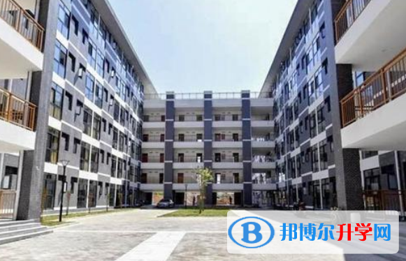 成都市實(shí)驗(yàn)外國語學(xué)校（西區(qū)）2022年地址在哪里