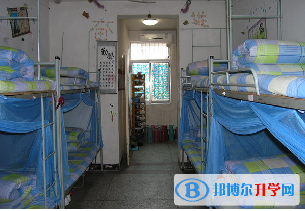 云南省馬龍縣第一中學2021年宿舍條件