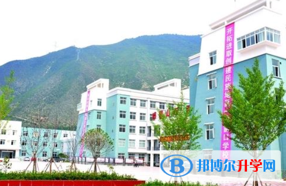 茂縣中學(xué)2022年報(bào)名條件、招生要求、招生對(duì)象