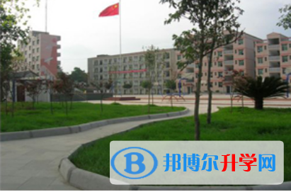 內(nèi)江市第十一中學(xué)2022年招生簡章