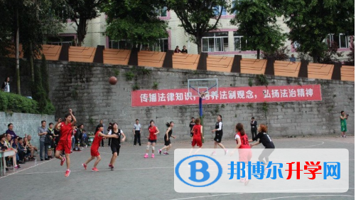 內(nèi)江市第十一中學(xué)2022年報名條件、招生要求、招生對象