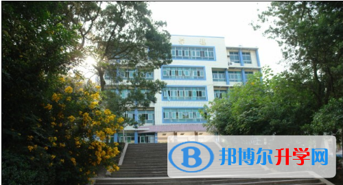重慶市石柱民族中學(xué)校2021年招生簡(jiǎn)章