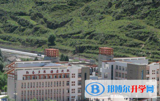 松潘縣中學校2021年報名條件、招生要求、招生對象