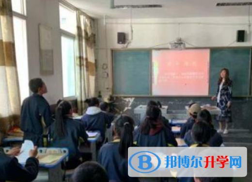 金川縣中學校2022年網站網址