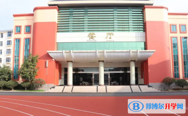 曲靖市麒麟高級中學網站網址